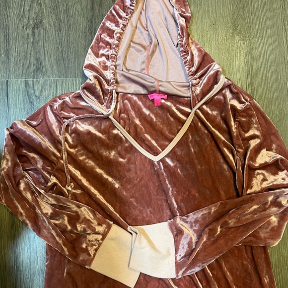 Crushed velvet mauve sweatshirt hoodie!/swim suit coverup Betsy Johnson large - Picture 8 of 12